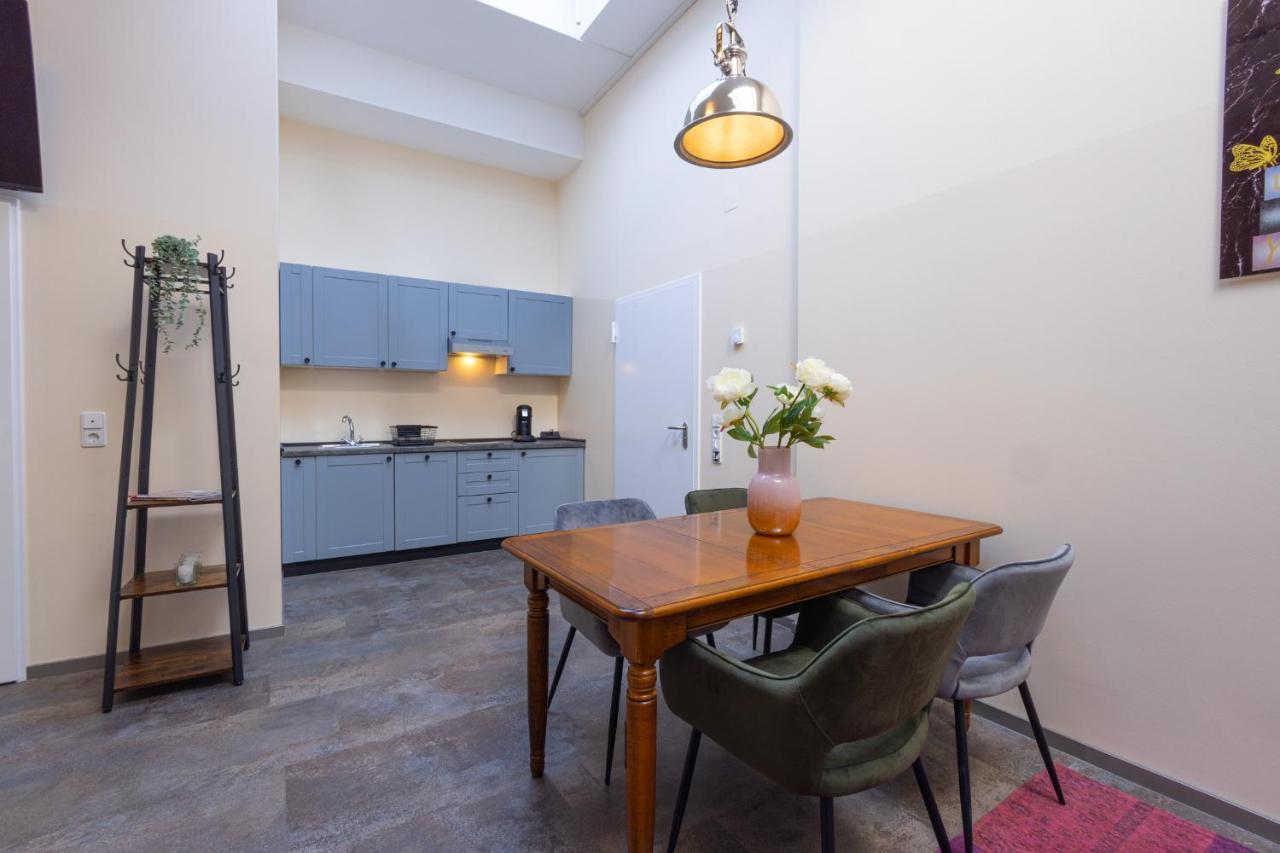 Fabric Apartments Dettingen an der Erms ภายนอก รูปภาพ