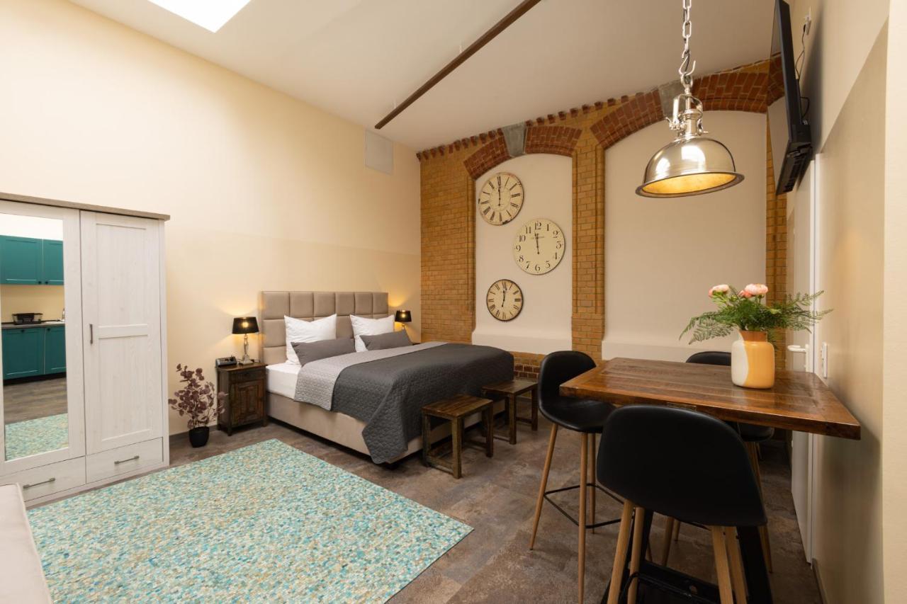 Fabric Apartments Dettingen an der Erms ภายนอก รูปภาพ