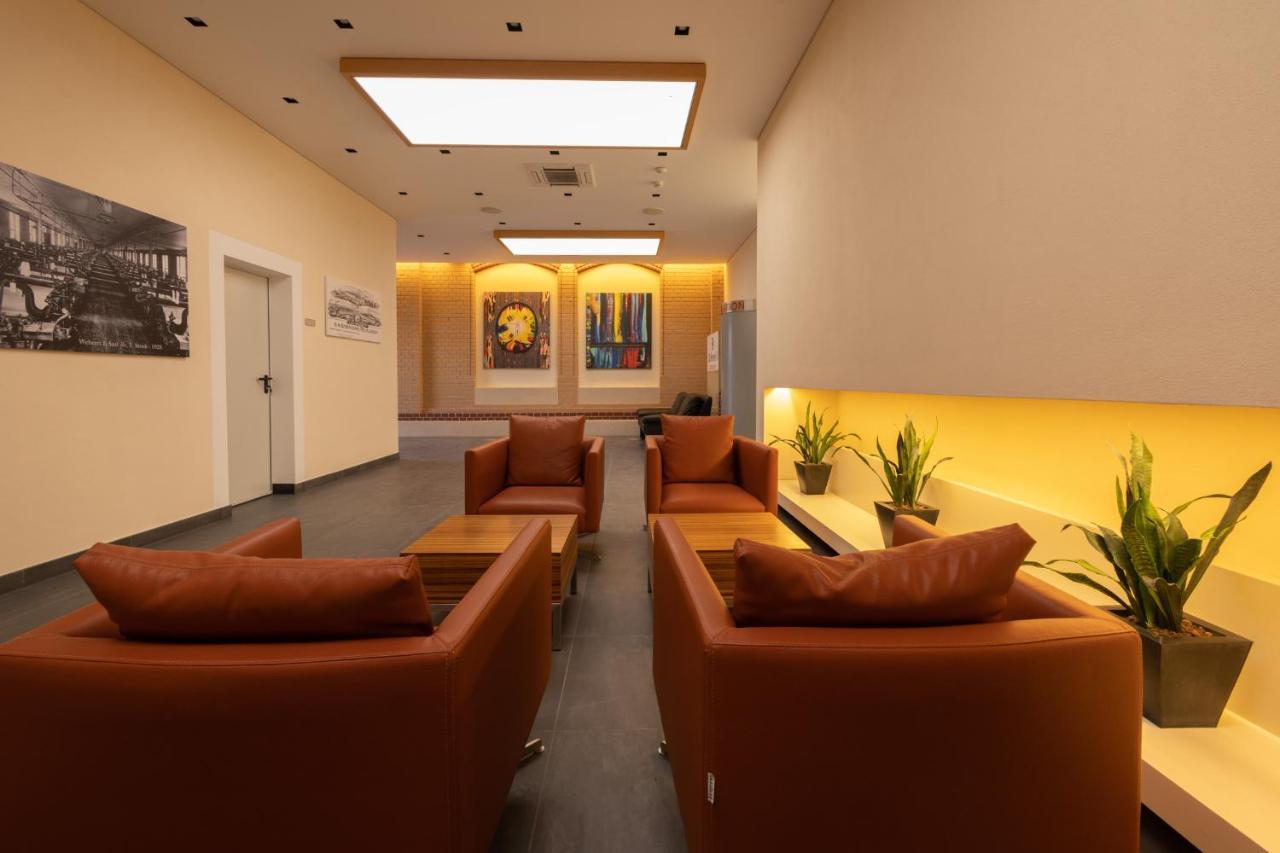 Fabric Apartments Dettingen an der Erms ภายนอก รูปภาพ